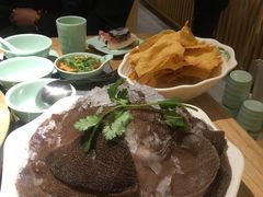 嫩毛肚-鲜货俚鲜火锅(青果路店)