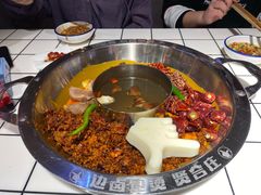 -贤合庄卤味火锅(时代广场店)