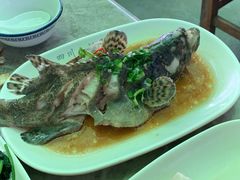 -四川小胡子海鲜(丁村万人海鲜广场店)