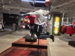 -李宁(九江国际奥特莱斯店)