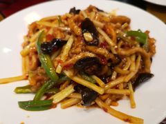 鱼香肉丝-朝里朝外