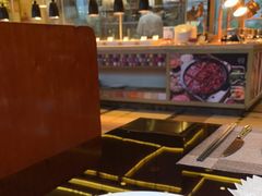 -大中华希尔顿酒店-念自助餐·嗨啤·小龙虾