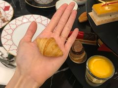 -Salon de The de Joel Robuchon(外滩18号店)