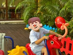 -三亚湾海居铂尔曼度假酒店