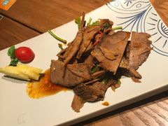 -云海肴·汽锅鸡·云南菜(天山百盛优客店)