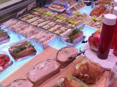 -巴黎贝甜(华堂新辰汇店)