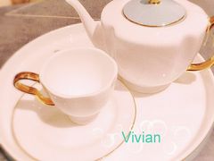 -燕庭·纯燕窝·甜品下午茶(南京西路店)