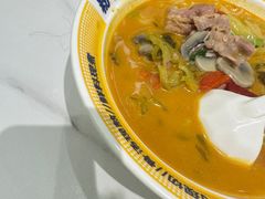 -粉小主·贵州酸汤牛肉粉(南京仙林金鹰店)