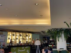 -亮马河饭店翠雅咖啡厅