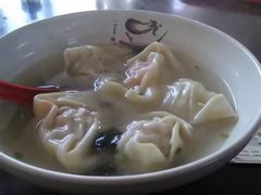 -忆秦园小笼包(惠山古镇总店)