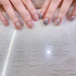 -手牵手美甲