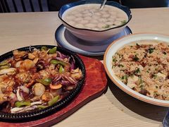 -小船渔村•大连菜•大连焖鱼(黄河路店)