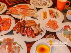 -广州万富希尔顿酒店·感趣自助餐厅·金秋蟹宴生蚝海鲜刺身烧烤