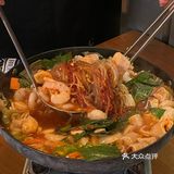 上海的！这家韩料火锅太好玩了，棉花糖都上桌，开心🥳