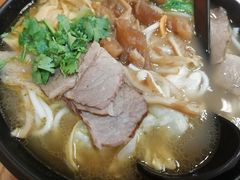 -鑫花溪牛肉米粉(凤凰街创始总店)