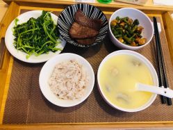 -海豚湾高端月子会所(黄浦店)