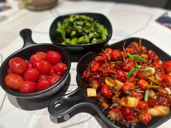 全味虾球-巴厘龙虾·榜首油焖大虾(音乐学院·沿江酒馆店)