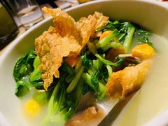 -穹六人间 people 6(岳阳路店)
