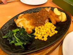 香辣烤肠配黑椒鸡排-萨莉亚意式餐厅(深圳北站店)