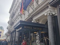 -Cafe Sacher(WIEN)