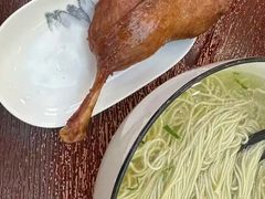 -百年老字号·观振兴蟹黄面·三虾面·苏式面(观前街富仁坊巷店)