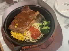 -菲滋意式餐厅(富阳东方茂店)