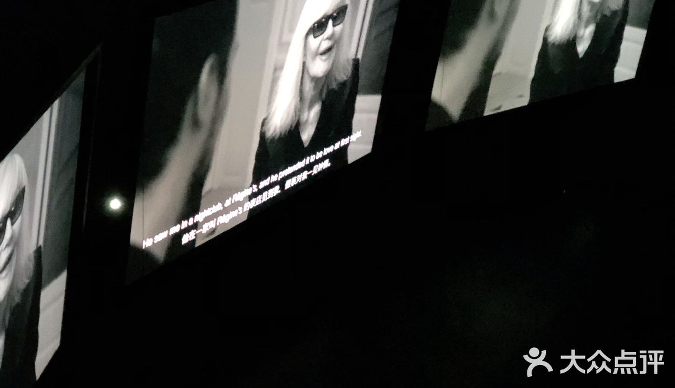 值得刷的商业展之YSL