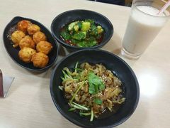 -伤心酸辣粉(体育东路店)