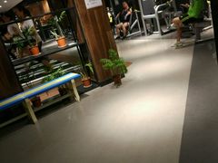 -伟博游泳健身