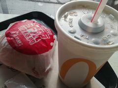 -麦当劳(乳山路店)