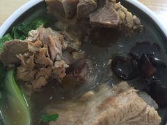-东记肉骨茶(南阳路店)