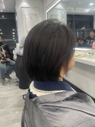 -镁连社·美联社