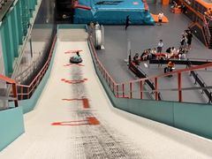 -极限PLAY运动娱乐新世界·团建派对潮玩休闲馆·室内蹦极高空游乐园
