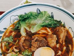 -康师傅私房牛肉面(马泉营奥莱店)