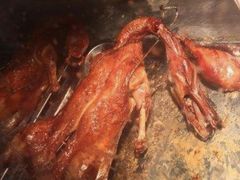 -上海枇杷烤鸭(燕丰商场店)