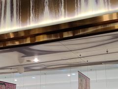 -海底捞火锅(长宁路龙之梦店)