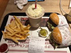 -The Habit Burger Grill 哈比特汉堡(复兴soho店)