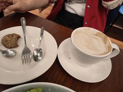 热拿铁-bluefrog蓝蛙(新三里屯太古里店)
