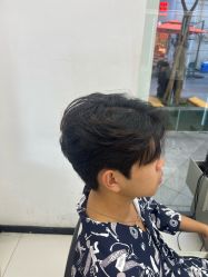 -乾健·烫染·接发SALON