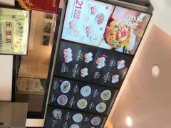 -小杨生煎(金山百联购物中心3楼店)