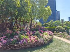 -东方体育中心(地铁站)