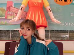 -冰纷万象滑冰场(沈阳万象城店)
