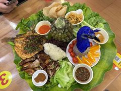 -沐毫傣泐云南菜孔雀宴•手抓饭傣味烧烤(曼听公园店)