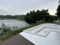 -华凌山庄·隐湖栖
