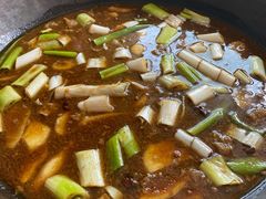 酱炖鱼-姥家大锅台水库渔家