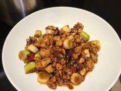 -闫府私房菜(恒隆店)