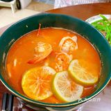 标准的苏州女孩啊！哈哈 菠萝炒饭，心血来潮呀