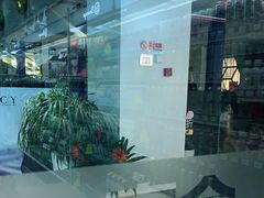 -百联临沂购物中心(临沂路店)