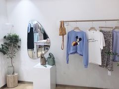 -nana showroom娜娜家服装店