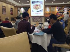 -粤盛海鲜平价店(洛溪食街店)